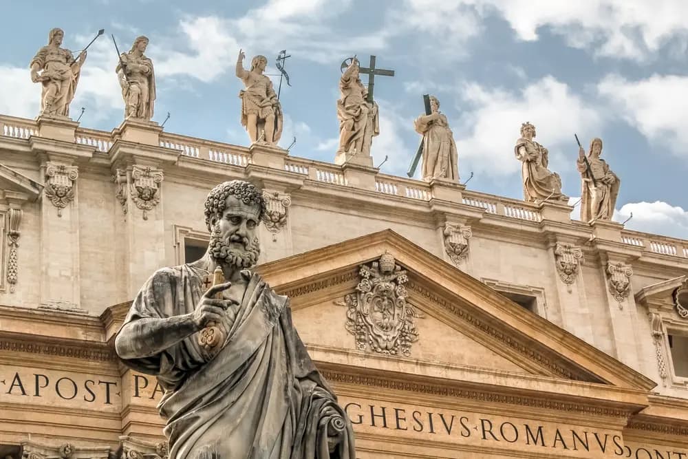 Vatican Museums: From Raphael Rooms to Ancient Sculptures